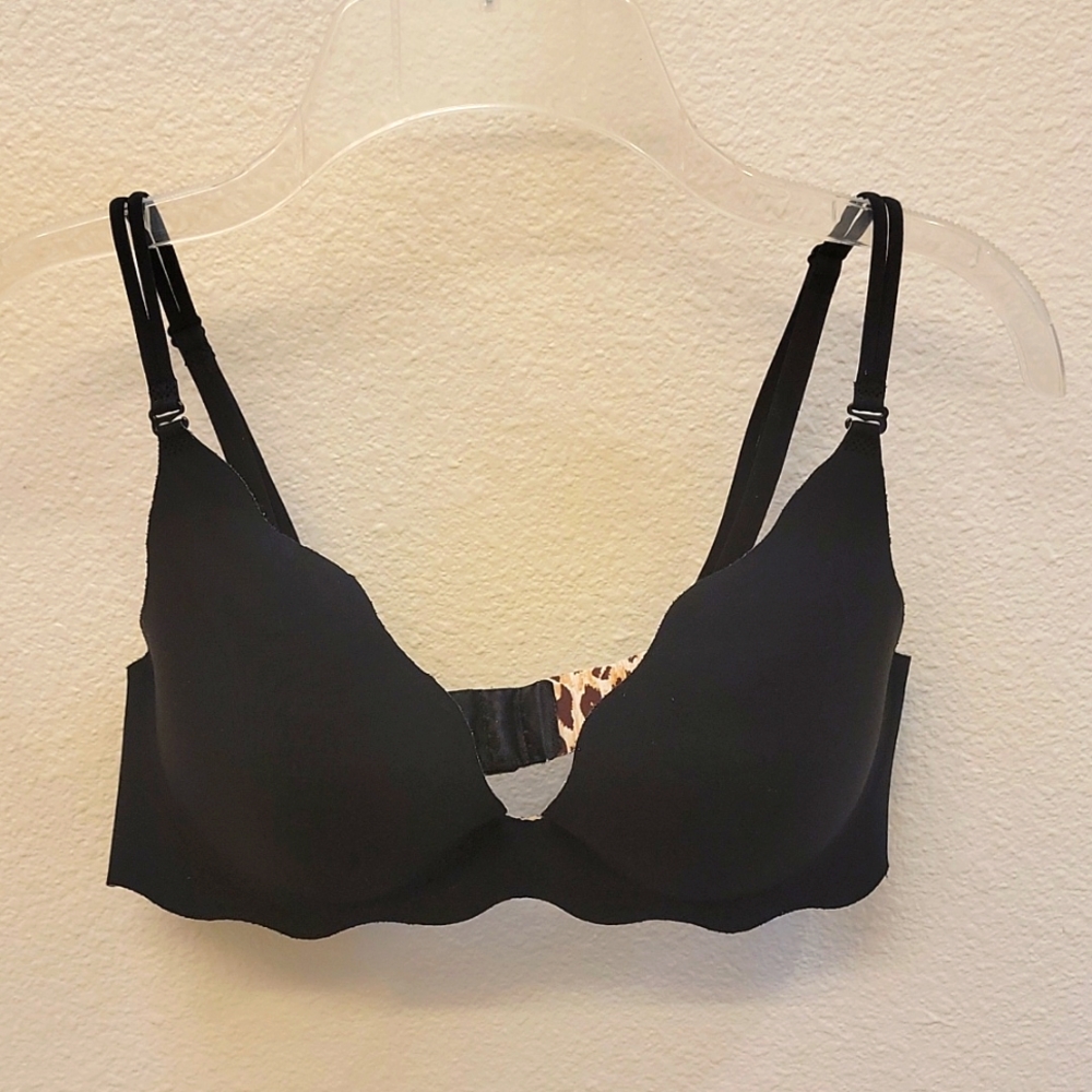 VS PINK seemless leopard print padded push up bra